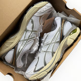 ASICS GT-2160 “White Soft Yellow”