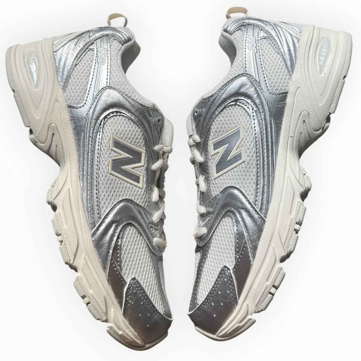 New Balance 530 “Silver Metallic Reflection”