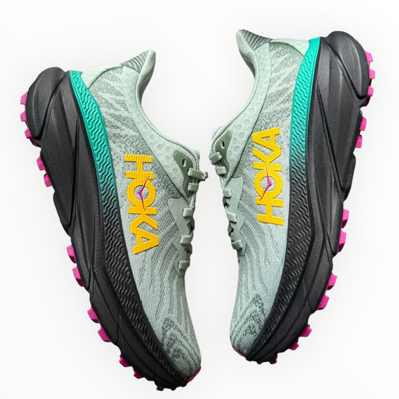 Hoka Challenger ATR 7 “Aloe Vera Black”