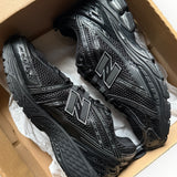 New Balance 1906R “Black Metallic Silver”