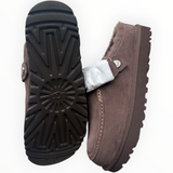 UGG Goldenstar Evelina Clog “Burnt Cedar” - detail