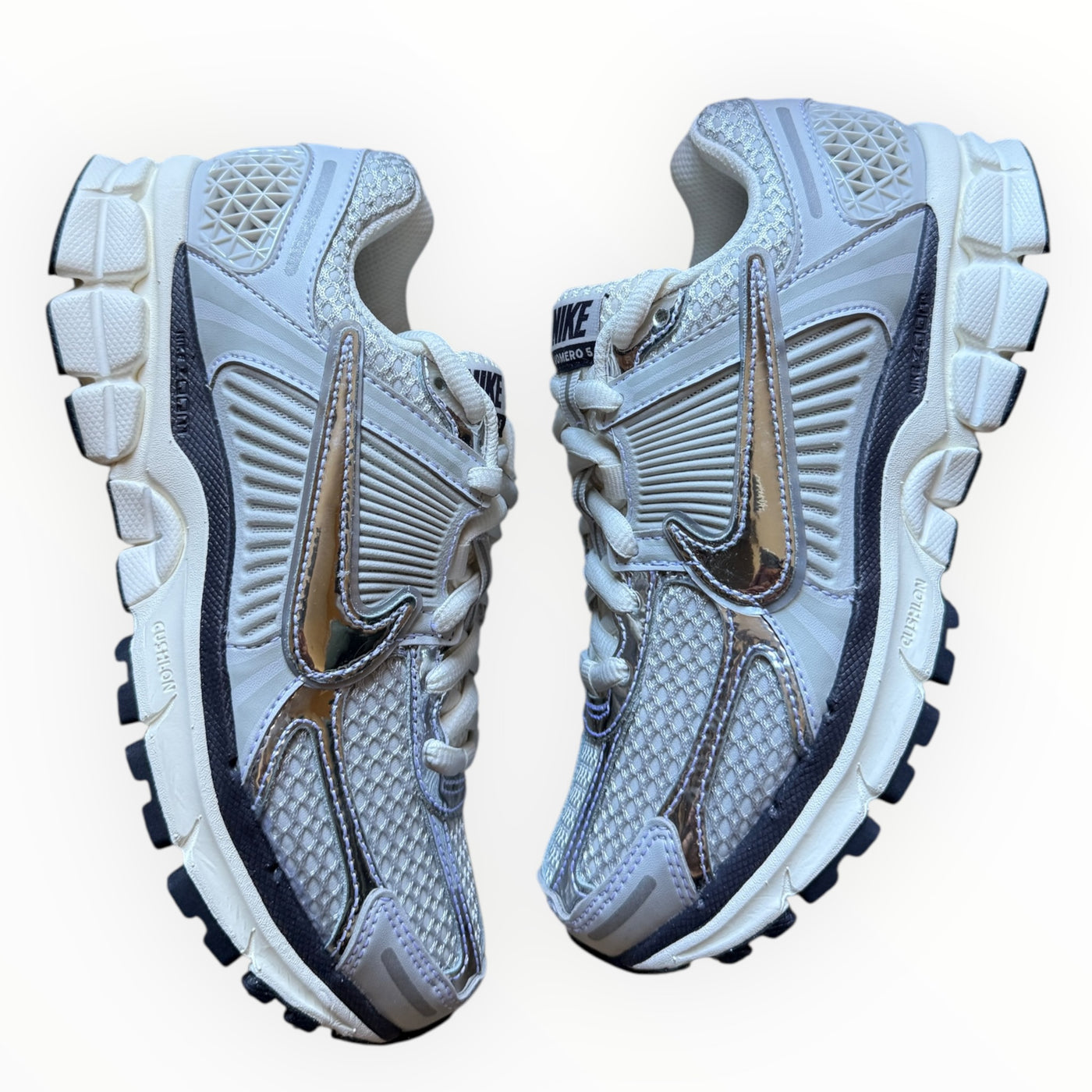 Nike Zoom Vomero 5 “Photon Dust Metallic Silver”
