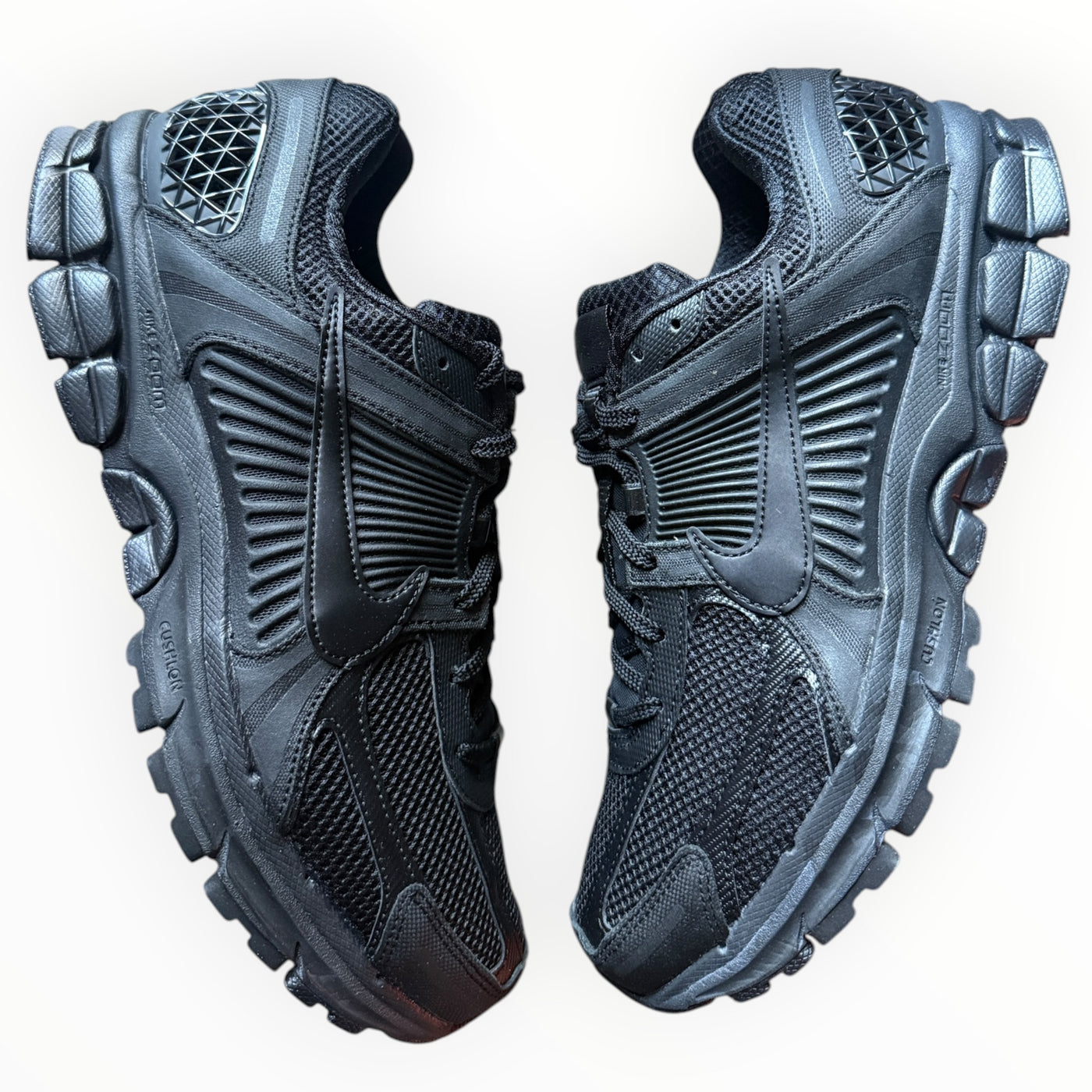 Nike Zoom Vomero 5 “Triple Black”