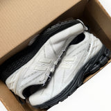 New Balance 1906R “No Sew Pack White Black” - on foot