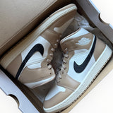 Jordan 1 Mid SE “Desert Sail” - on foot