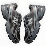 New Balance 740 “Black Metallic” - front