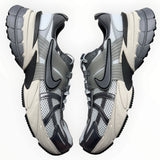 Nike V2K Run “Pure Platinum Wolf Grey” - front