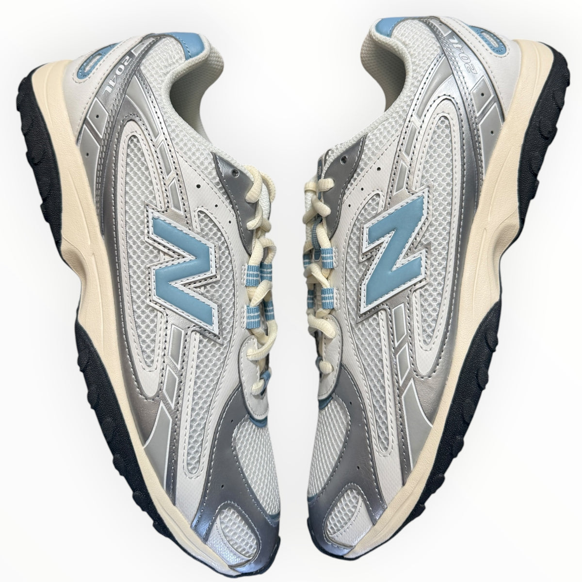 New Balance 204L “Silver Metallic Sky”