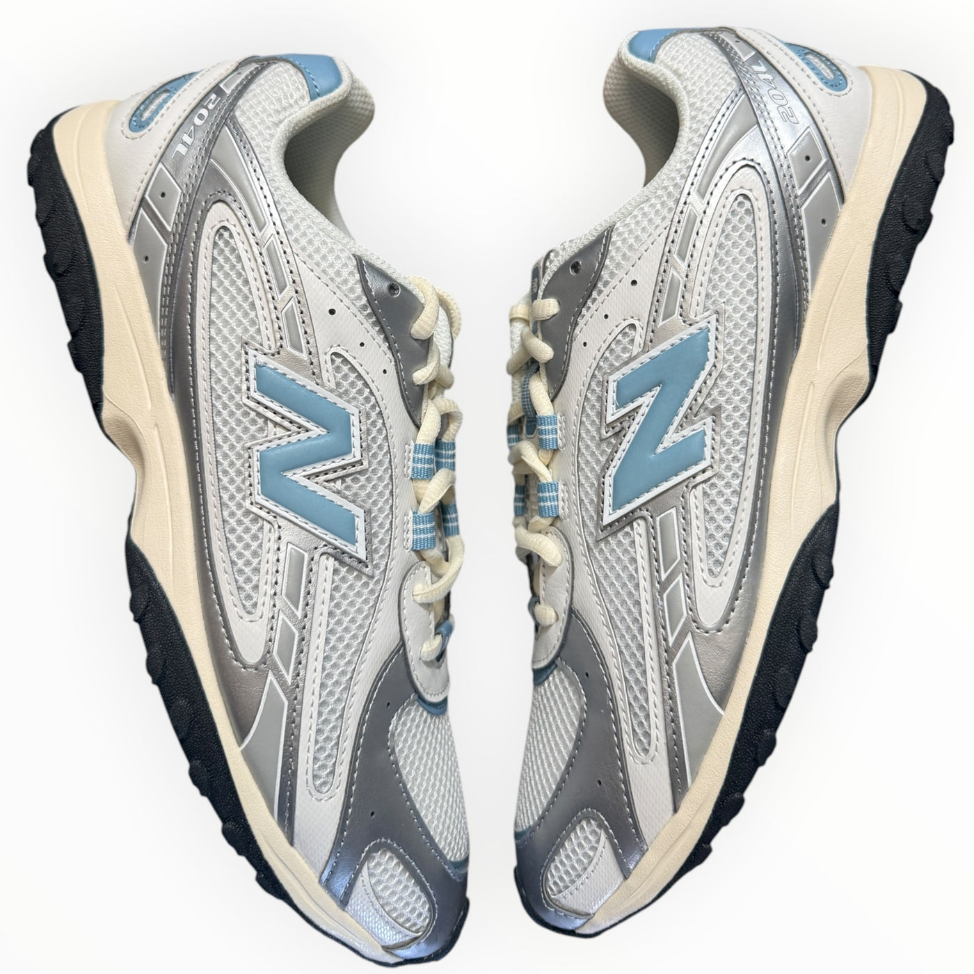 New Balance 204L “Silver Metallic Sky”