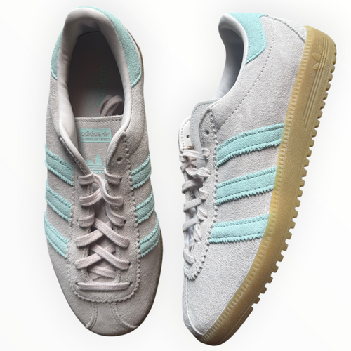 Adidas Bermuda “Putty Mauve Aqua” - side