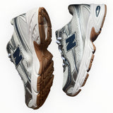New Balance 740 “Navy Grey Matter Reflection”