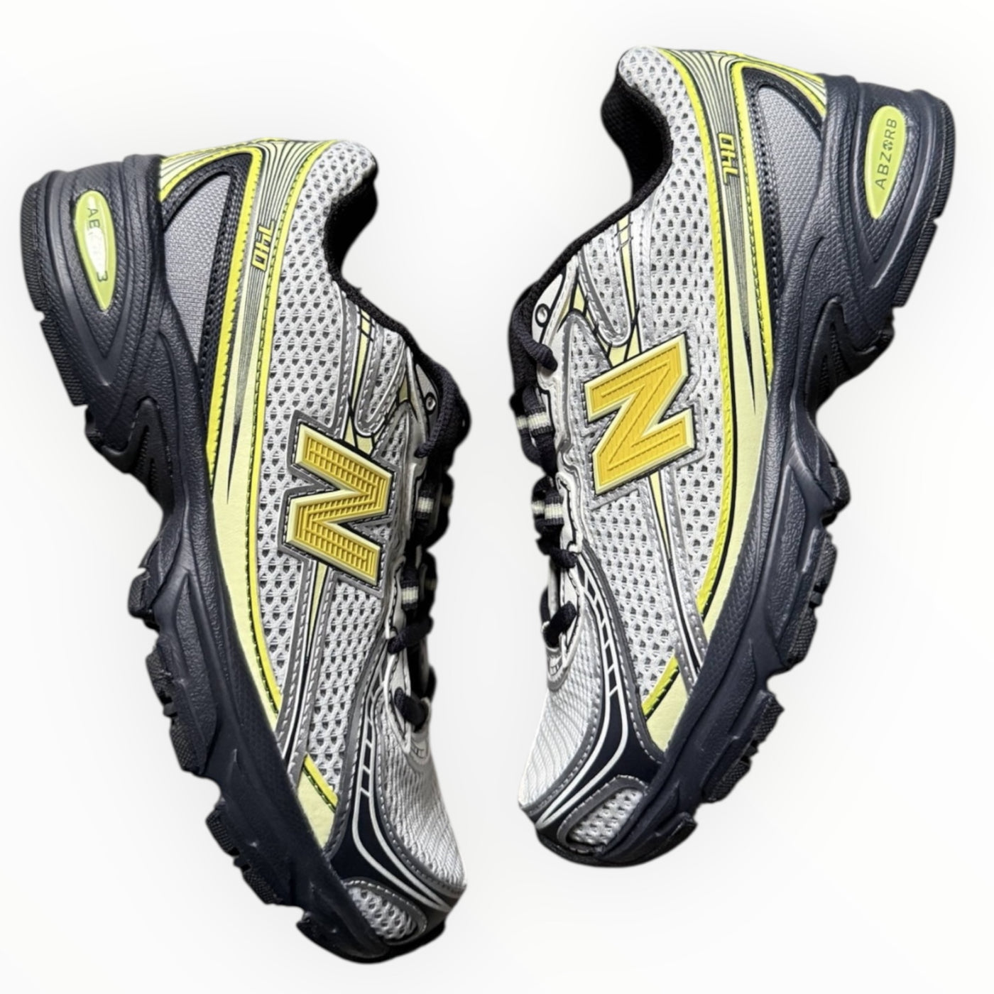 New Balance 740 “Grey Volt”