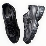 New Balance 740 "Black"