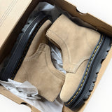Dr. Martens Zebzag Boot “Tan Suede”