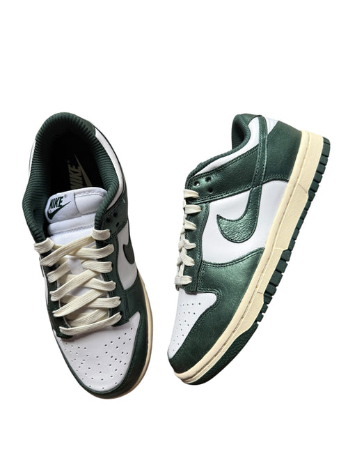 Nike Dunk Low "Vintage Green"